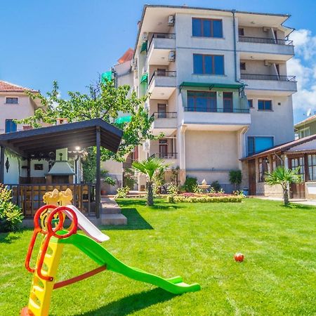 Chrystal Guest House Obzor Dış mekan fotoğraf