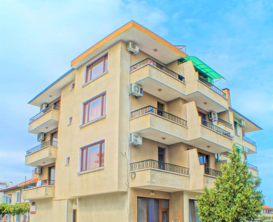 Chrystal Guest House Obzor Dış mekan fotoğraf