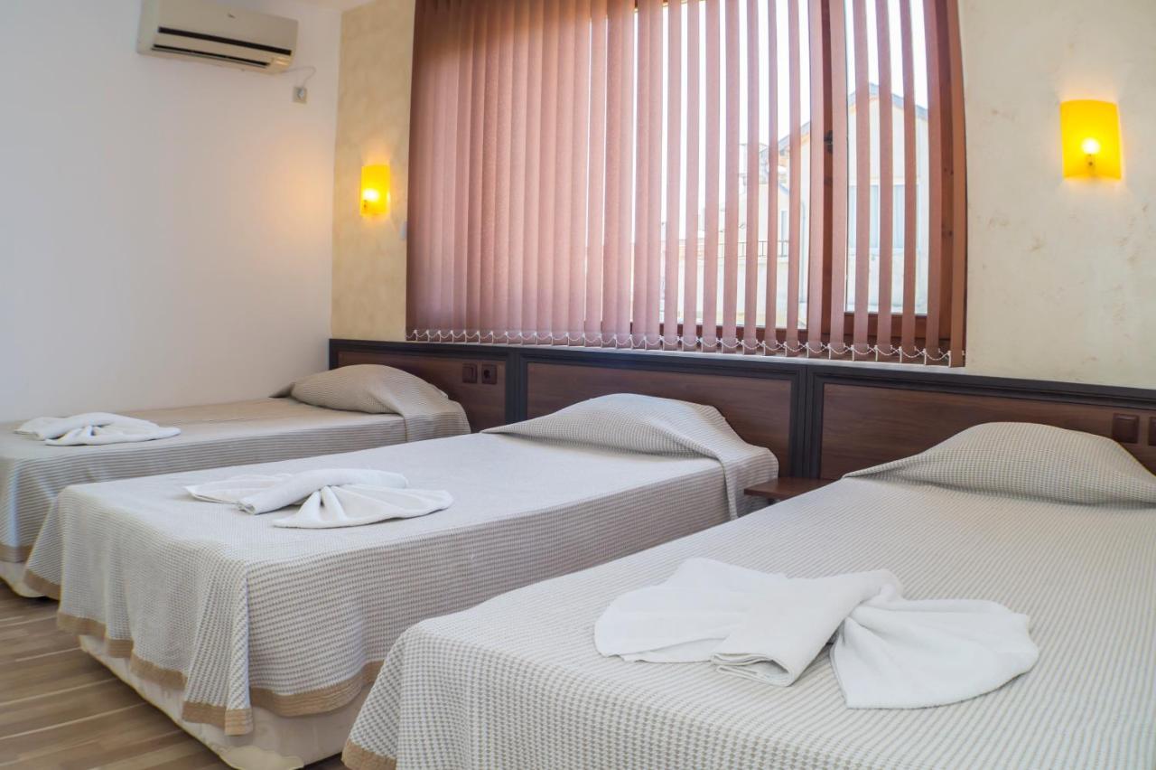 Chrystal Guest House Obzor Oda fotoğraf